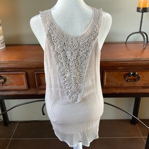 Dolce Ragazza Sleeveless 100% Silk, Embroidered Cami. Cream. Size S